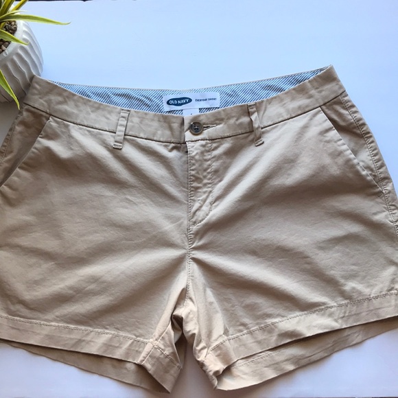 OLD NAVY khaki Shorts - Picture 1 of 3